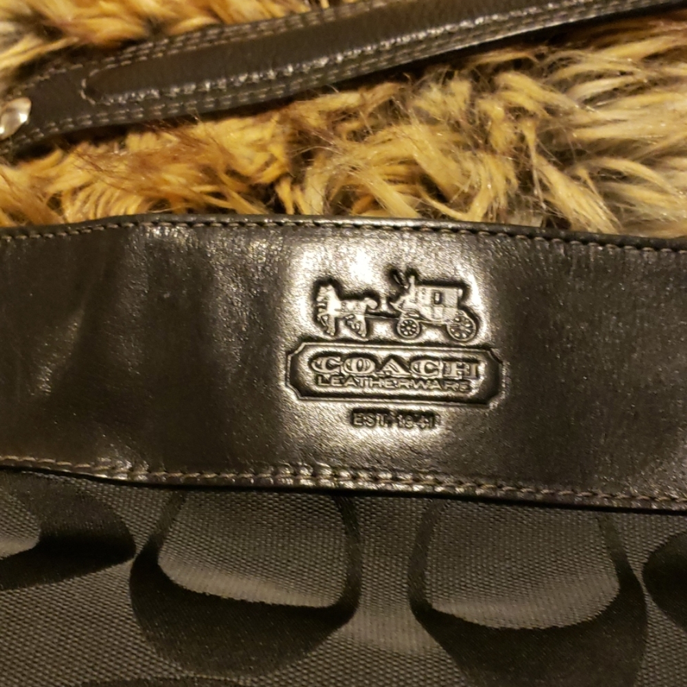 Coach Bag - Picture 3 of 8